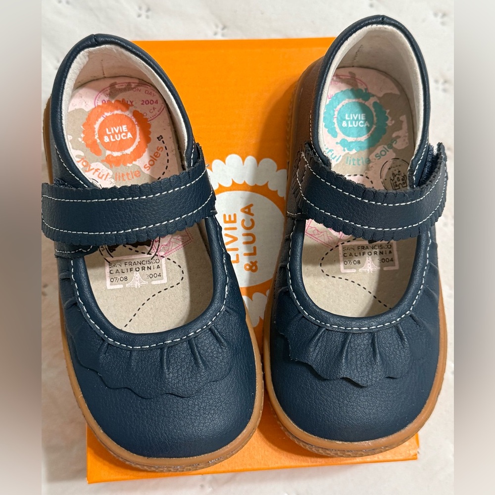 NIB -- Livie & Luca Ruche Classic Navy Shoes - Picture 2 of 6